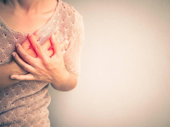 Angina pectoris: cos'è e quali sono i sintomi di una forma stabile o instabile di dolore toracico?