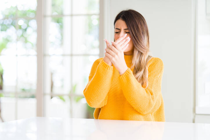 Che cos'è la sindrome di overlap e la malattia del tessuto connettivo misto? + Cause, sintomi