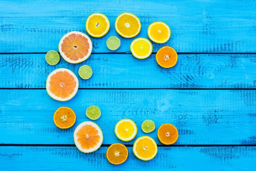 Vitamina C: quali sono i suoi effetti? Carenza, eccesso, forme, dosaggio