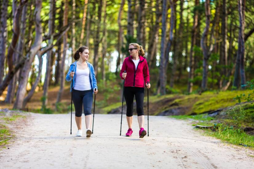 Nordic walking: la camminata nordica per la salute? Scoprite gli effetti e l'attrezzatura adeguata